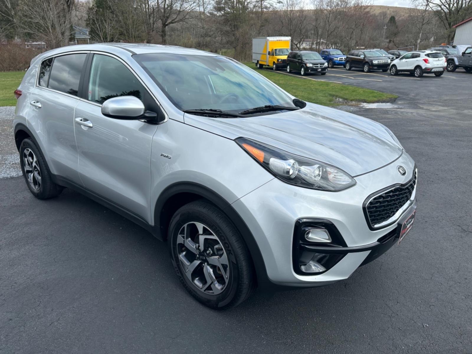2021 Silver Kia Sportage (KNDPMCAC8M7) with an 4 engine, automatic transmission, located at 8464 Route 219, Brockway, PA, 15824, (814) 265-1330, 41.226871, -78.780518 - Photo #20